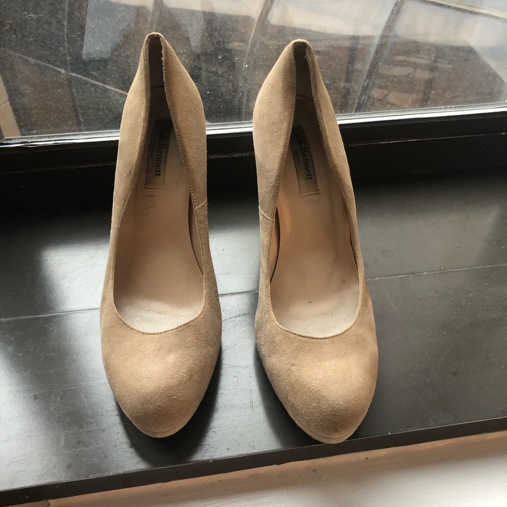 LK Bennett taupe Olivia suede Pumps